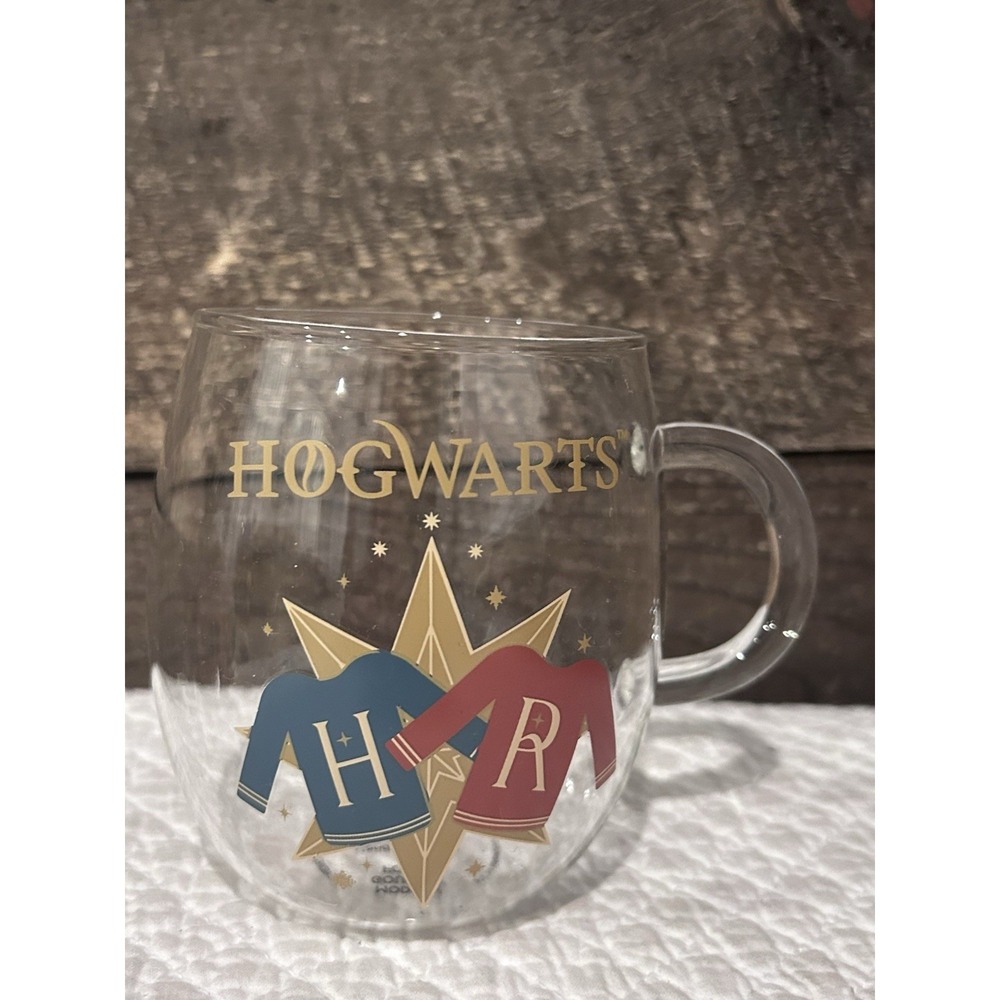 Harry Potter‎ Hogwarts Holiday House Glass Mug